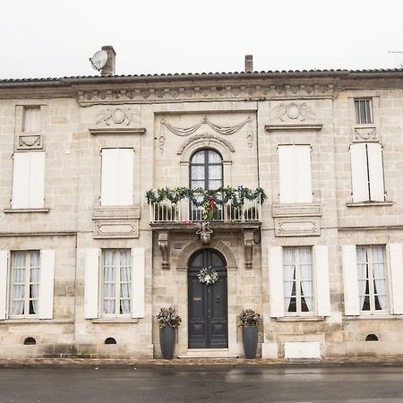 Le Grand Echiquier Hotel Coutras Exterior foto